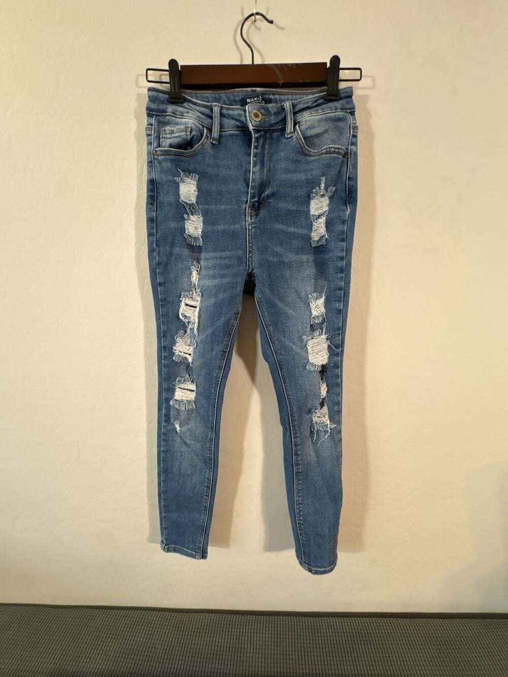 WAX+jean Women's High Rise Distressed Ankle Skinny Jeans Size 7/28